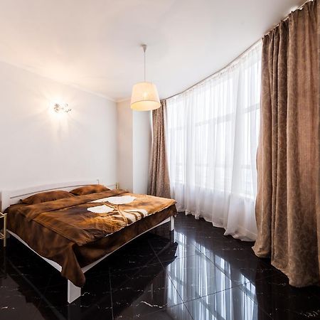 Apartment In The City Center Kiev Exterior foto